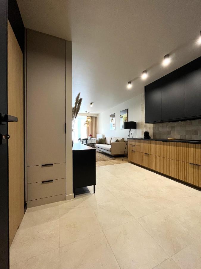 Wyszynskiego Apartment - Self Check-In 20H - Parking &Lift Wroclaw Luaran gambar