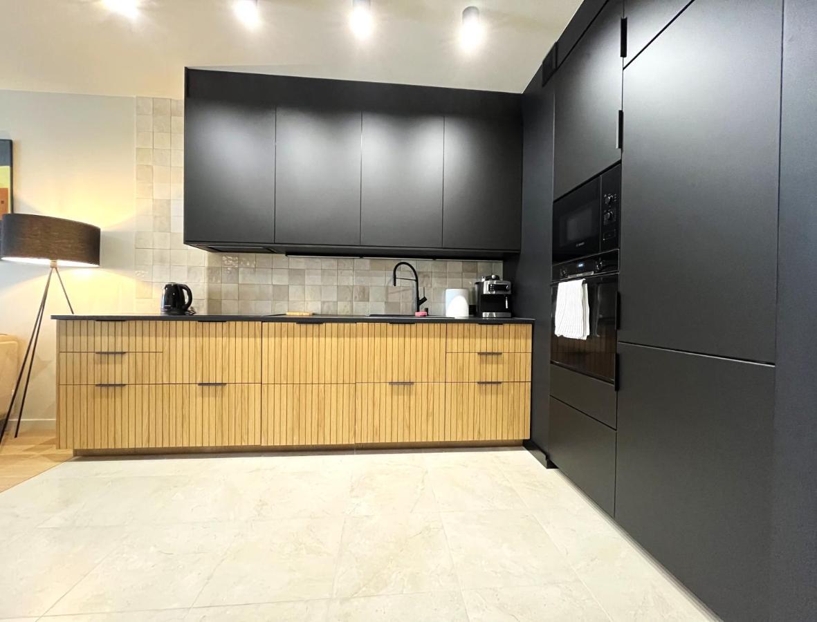 Wyszynskiego Apartment - Self Check-In 20H - Parking &Lift Wroclaw Luaran gambar