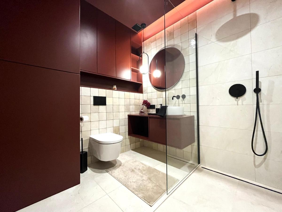 Wyszynskiego Apartment - Self Check-In 20H - Parking &Lift Wroclaw Luaran gambar