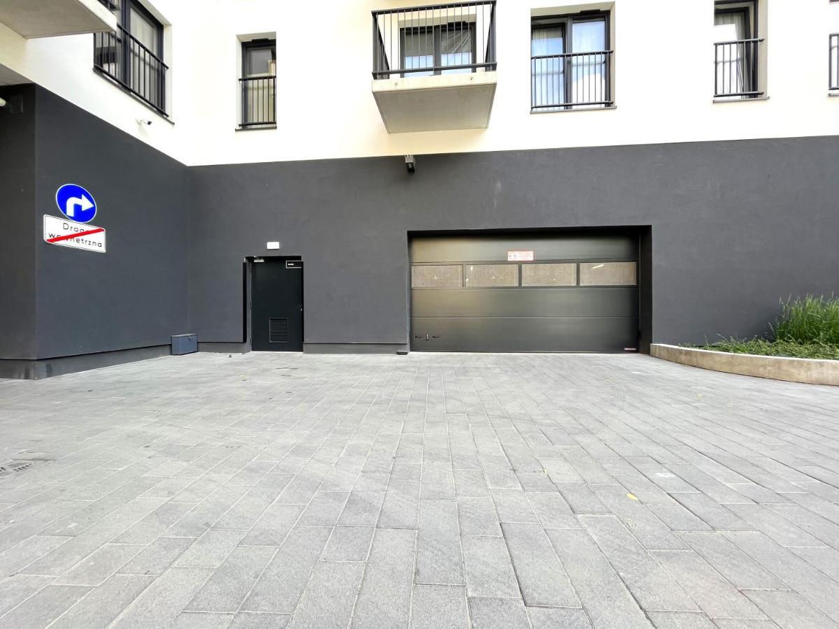 Wyszynskiego Apartment - Self Check-In 20H - Parking &Lift Wroclaw Luaran gambar